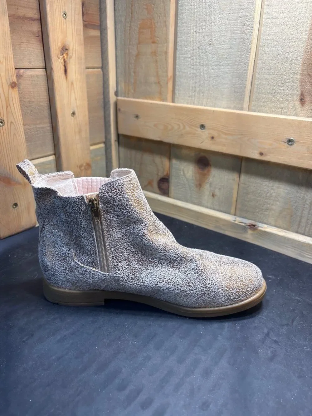TOMS Youth Girls 10020134 Metallic Chelsea Boots Size US 4 UK 3 EU 36 Booties